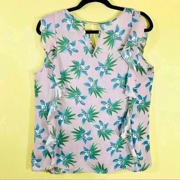 Cupcakes Cashmere Floral Ruffle Scoop Neck Keyhole Peasant Sleeveless Blouse (M) - Picture 7 of 8